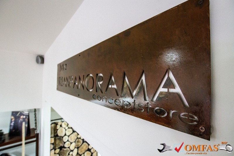 Arredamento Negozio Ferro-Corten