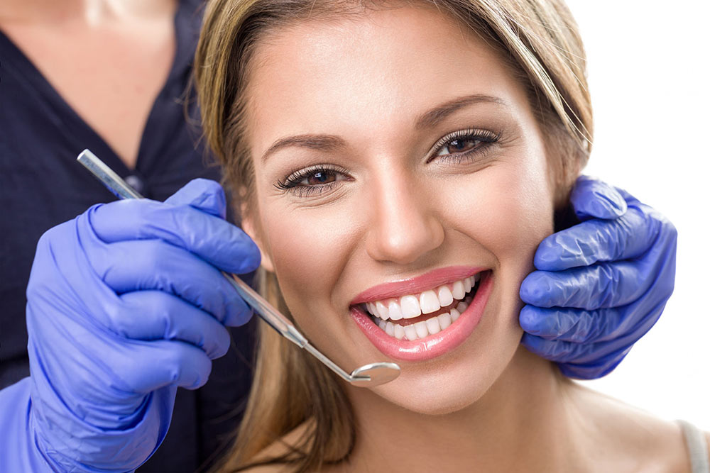 Sbiancamento dentale Professionisti qualificati al servizio della salute dei denti per pazienti di ogni età.
