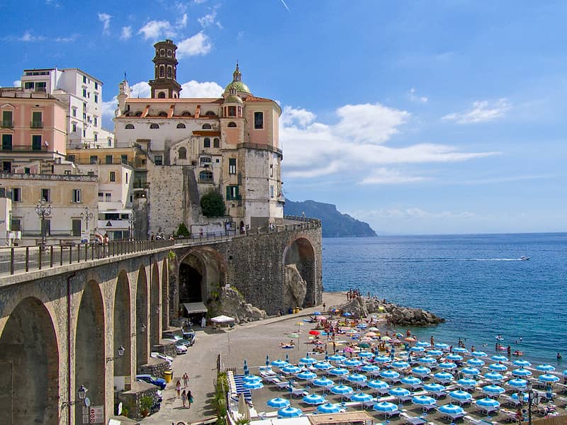 Atrani accende l'estate 2025